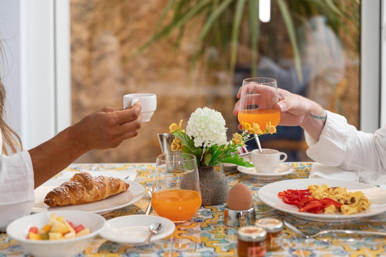Santa Caterina - Dimora Sul Mare Bed and Breakfast Polignano a Mare Buitenkant foto